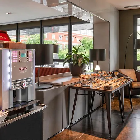 호텔 H10 시타 4*