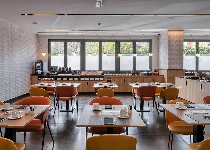 H10 Citta מלון רומא