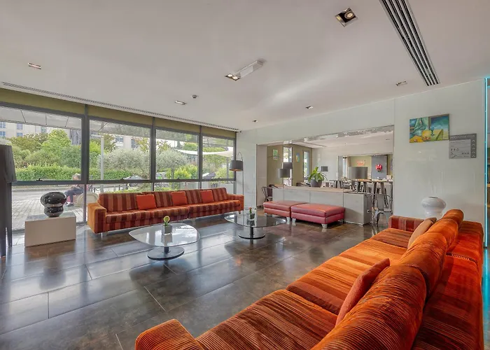 Hotel H10 Citta 4*