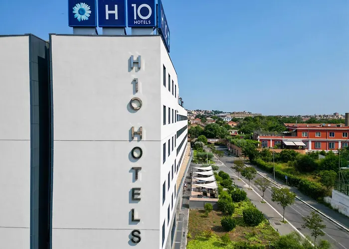 Hotel H10 Citta 4*